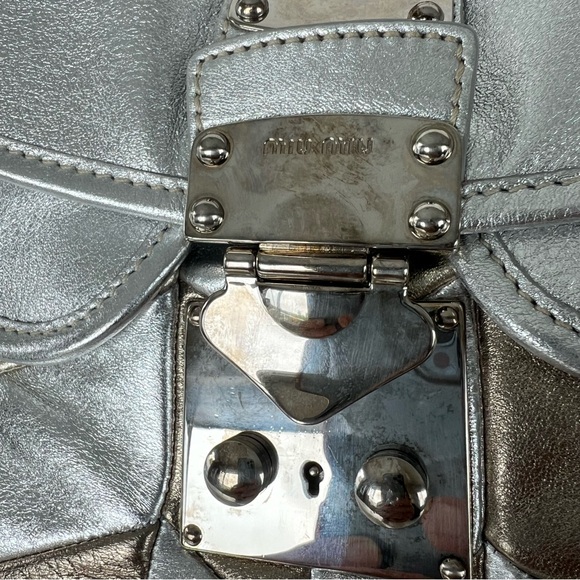 ♦️SOLD♦️MIU MIU Coffer Metallic Silver Gold Bronze Leather  Patchwork Shoulder - Picture 15 of 16